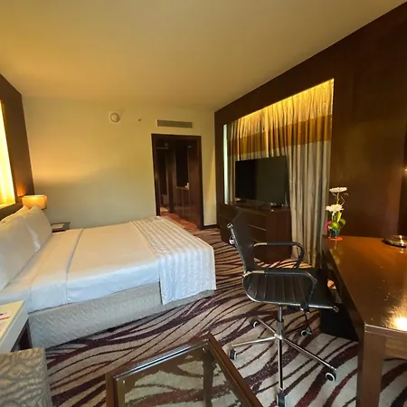 Le Royal Meridien Chennai Exterior photo