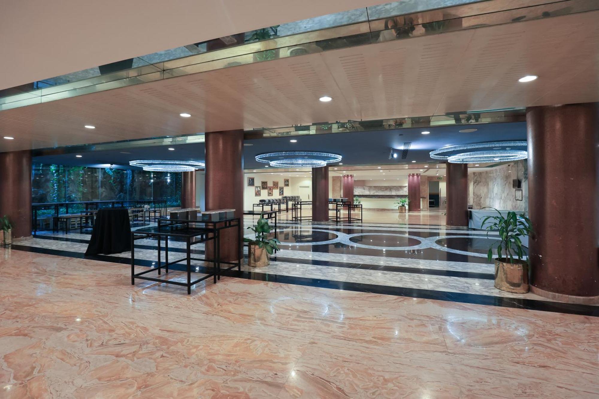 Le Royal Meridien Hotel 5*